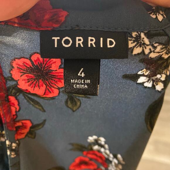 Torrid Size 4X Blue Red Floral High Neck Sleeveless Blouse plus size - Picture 4 of 7